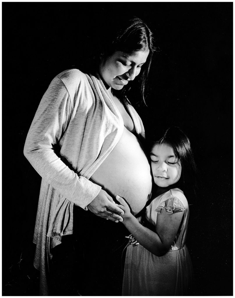 Coche Húmedo comerciante Maternity Photo Session (Espanol) - Erika Rosales New York Photo Studio |  Family Portrait Studio in Bronx NY