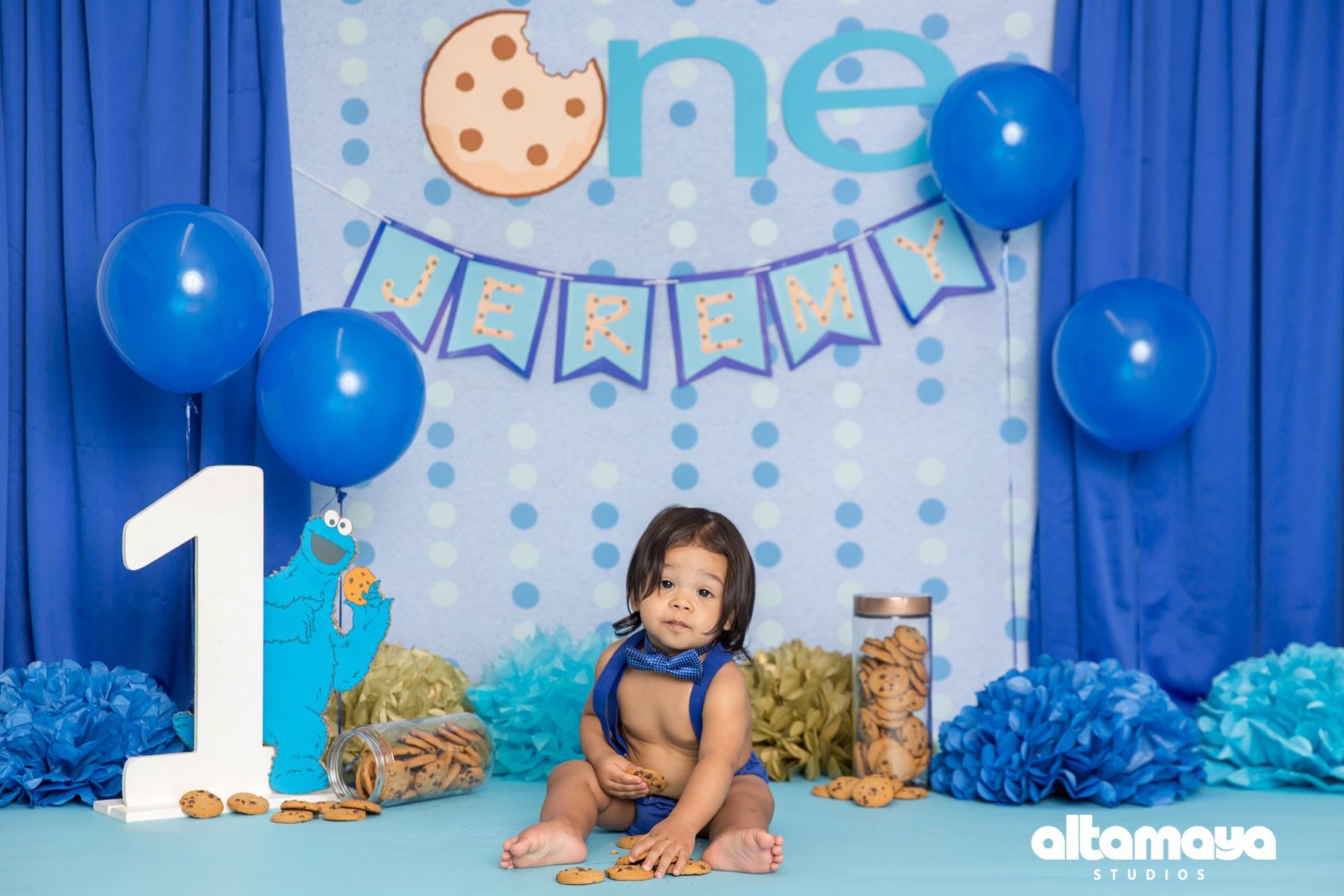 Erika Rosales Houston | Newborn-Smash Cake Maternity Photographer