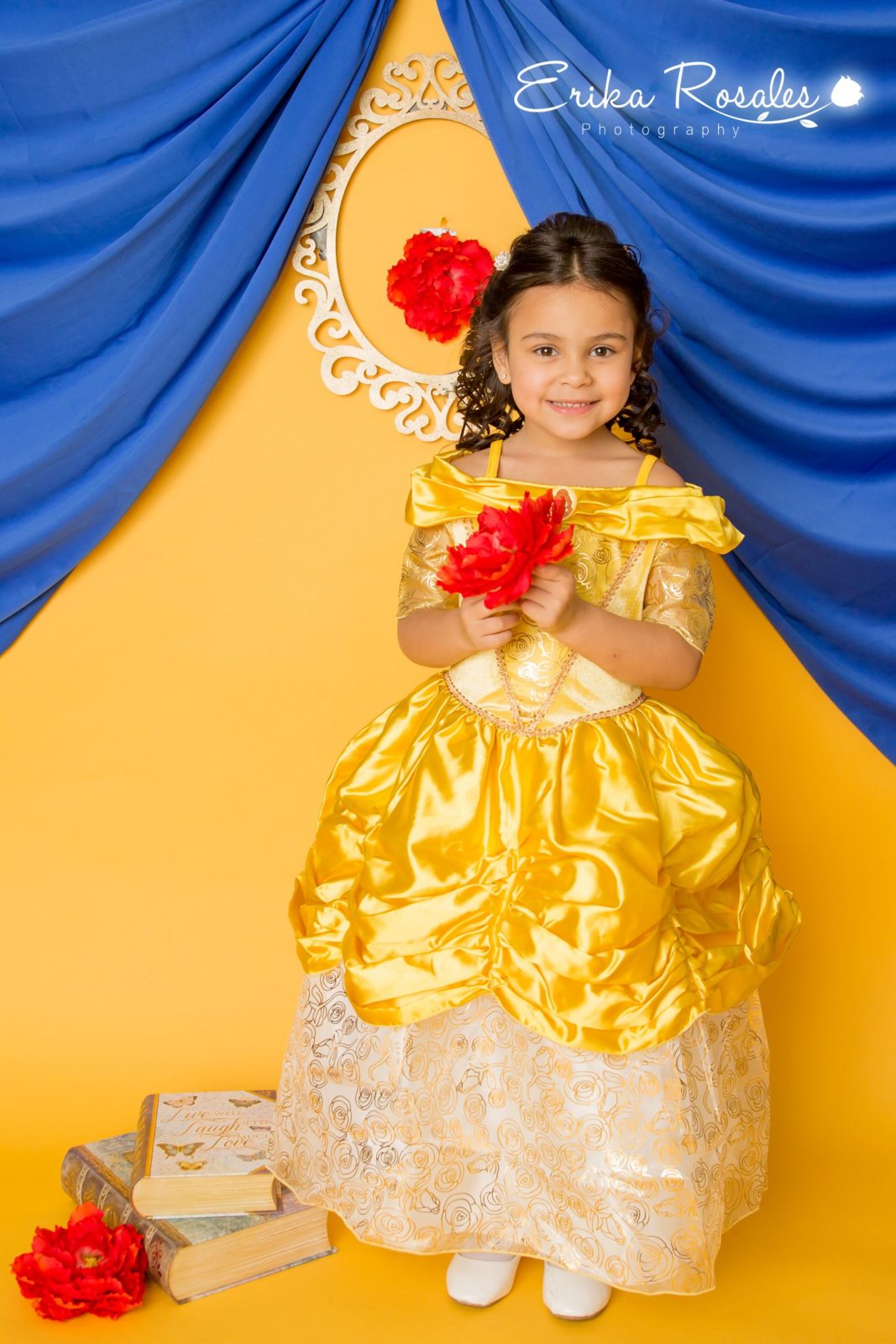 Erika Rosales New York Photo Studio | Family Portrait Studio in Bronx NY