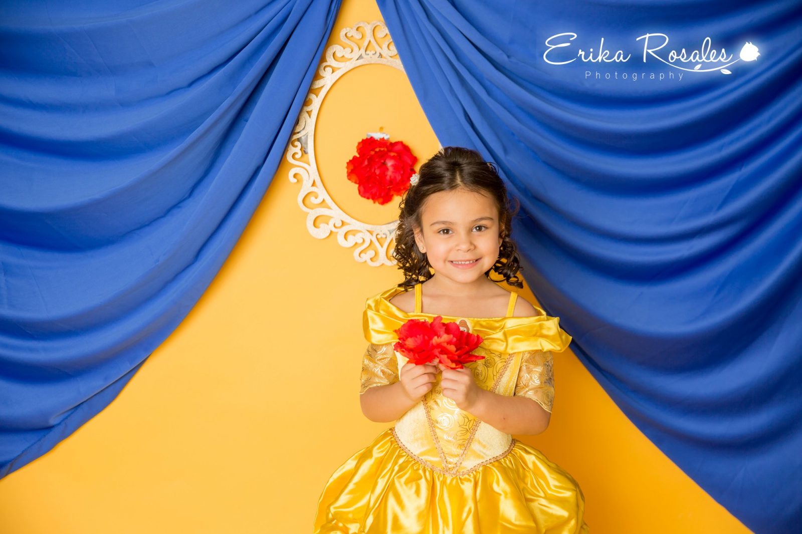 Erika Rosales New York Photo Studio | Family Portrait Studio in Bronx NY