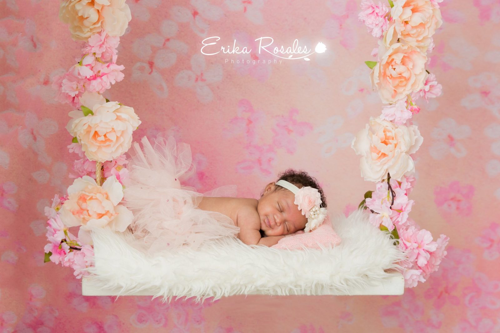 Erika Rosales Houston | Newborn-Smash Cake Maternity Photographer