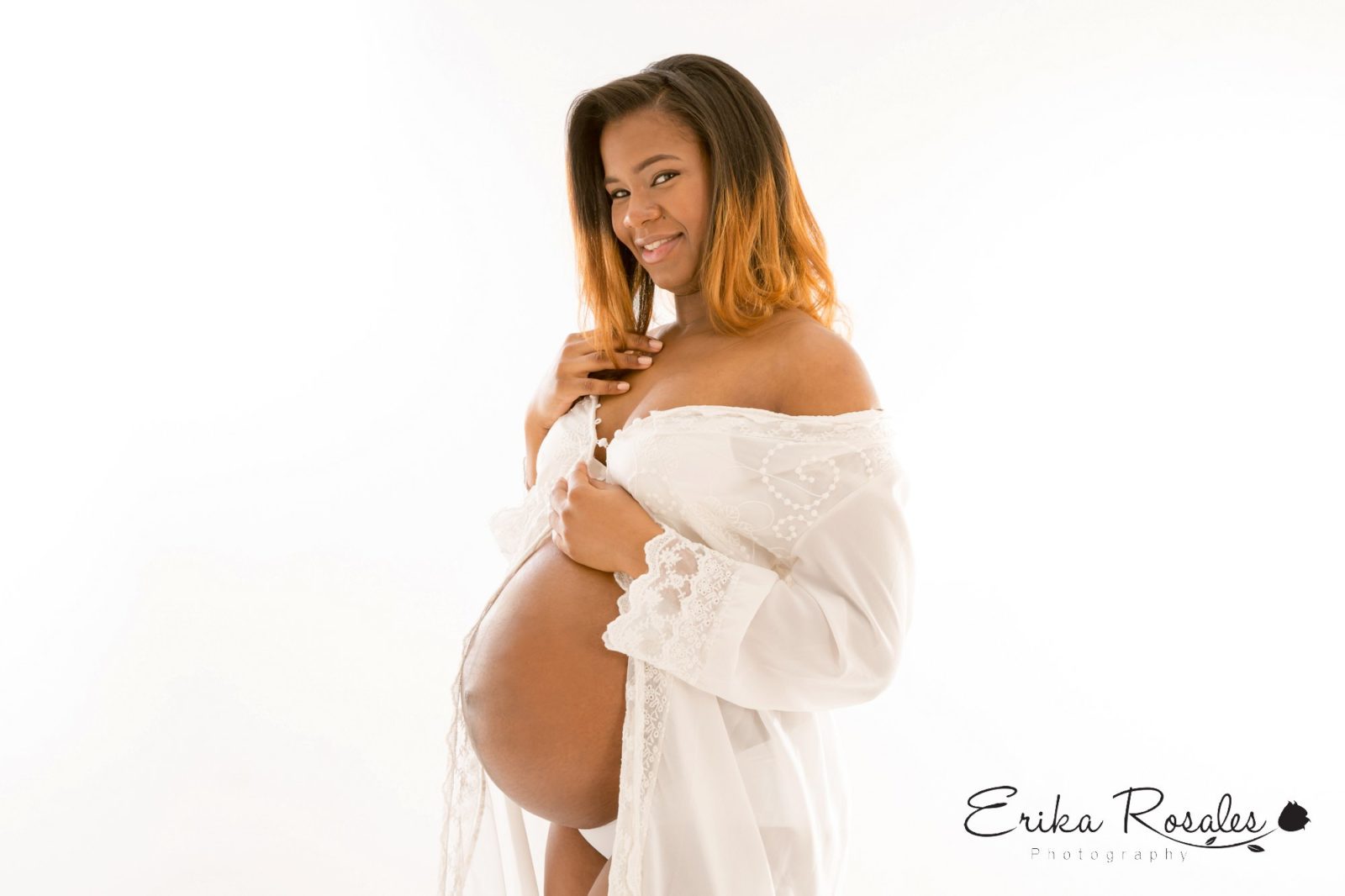 Erika Rosales Houston | Newborn-Smash Cake Maternity Photographer