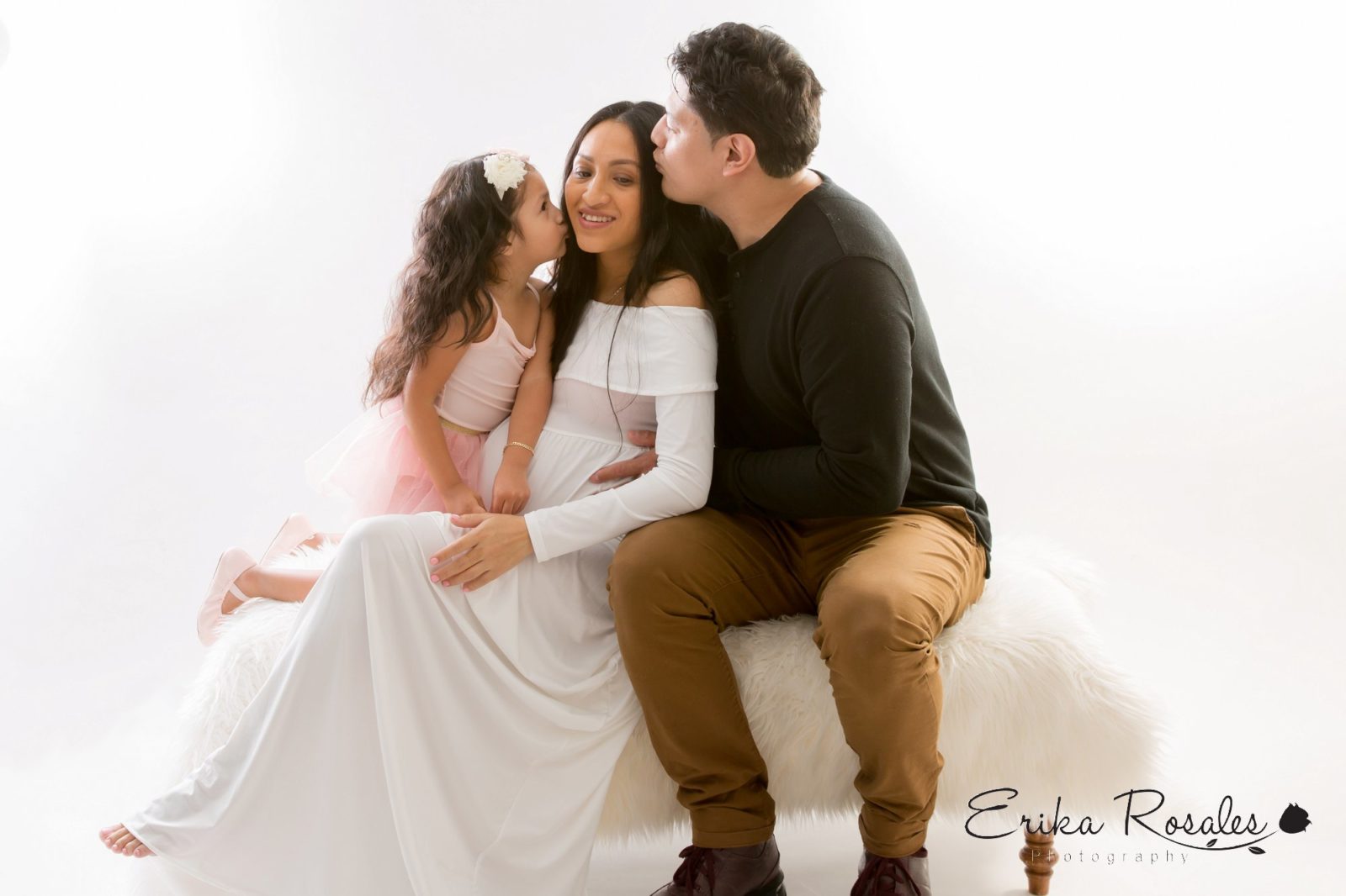 Erika Rosales New York Photo Studio | Family Portrait Studio in Bronx NY