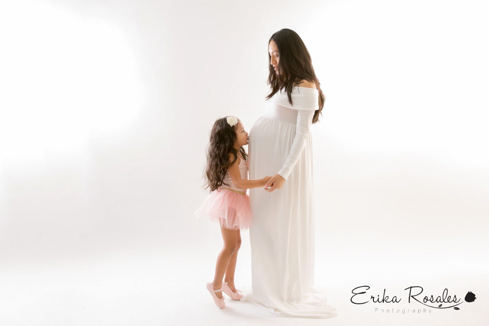 Erika Rosales New York Photo Studio | Family Portrait Studio in Bronx NY