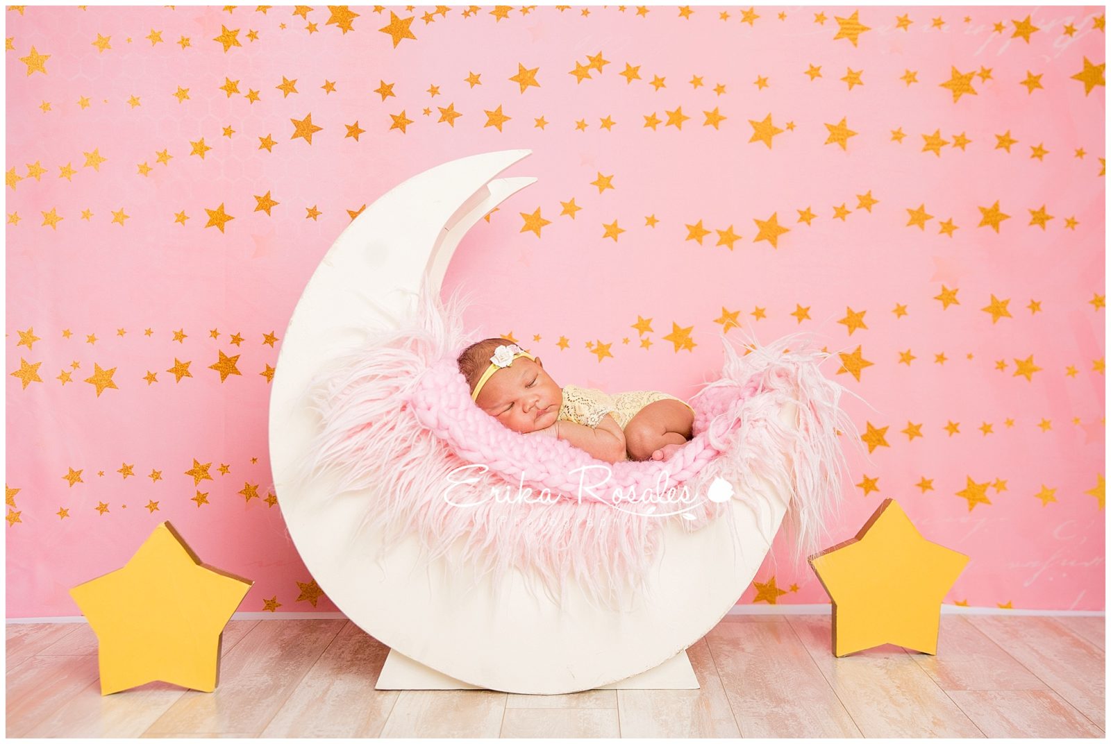 Erika Rosales Houston | Newborn-Smash Cake Maternity Photographer