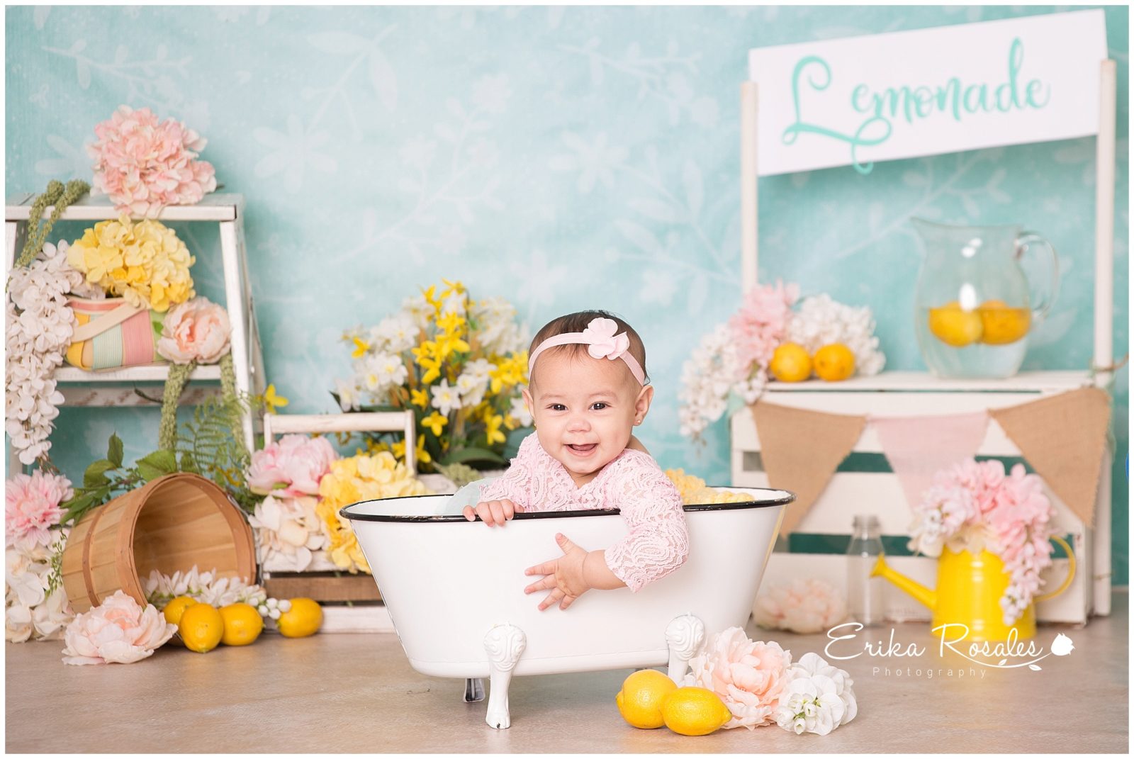 Erika Rosales New York Photo Studio | Family Portrait Studio in Bronx NY