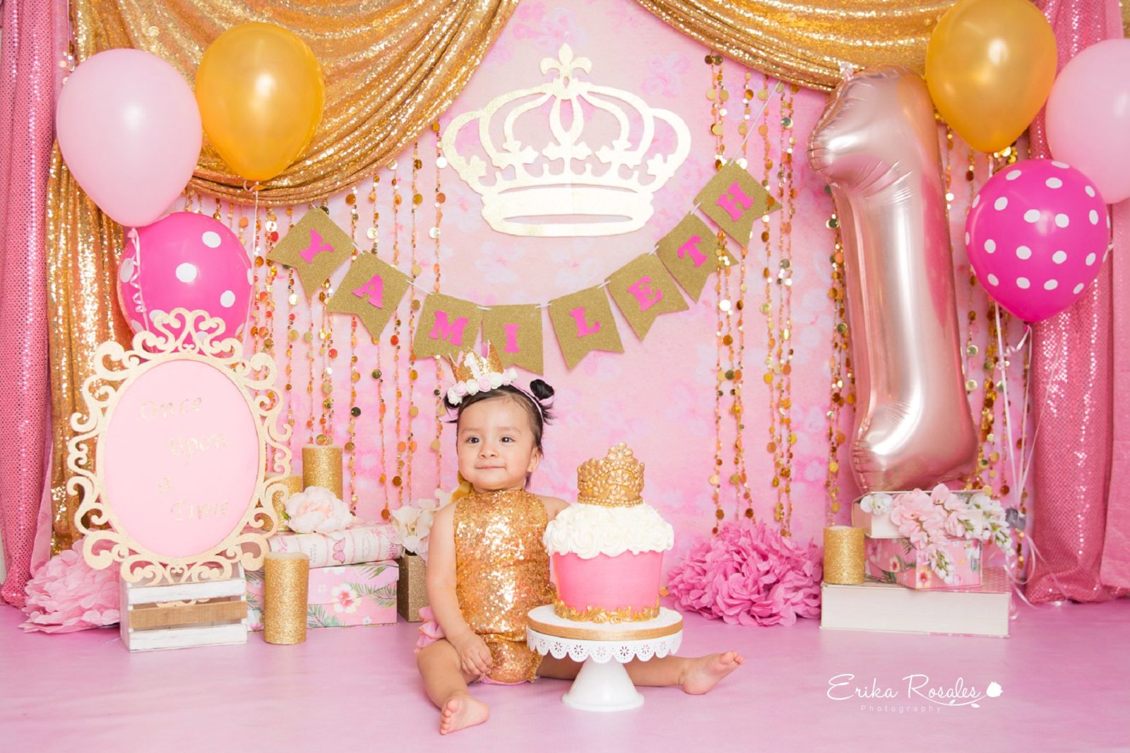 Erika Rosales Houston | Newborn-Smash Cake Maternity Photographer