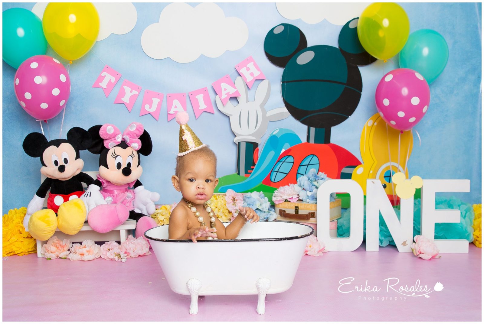Erika Rosales Houston | Newborn-Smash Cake Maternity Photographer