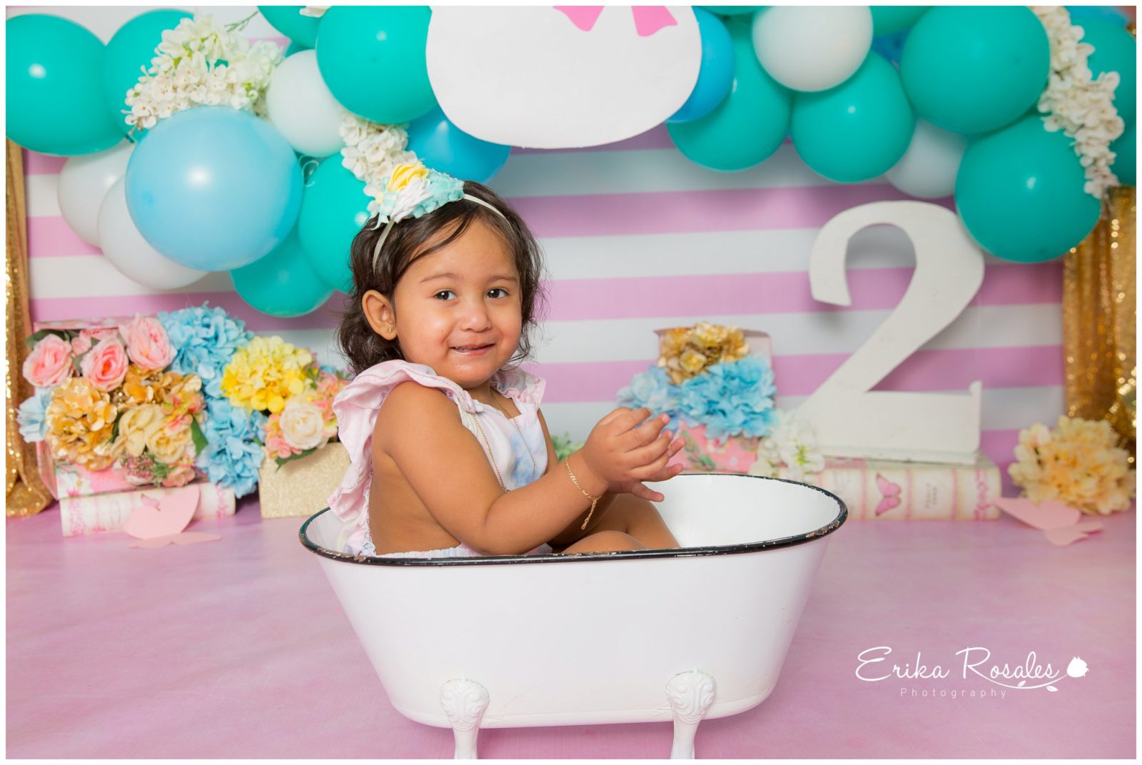 Erika Rosales Houston | Newborn-Smash Cake Maternity Photographer