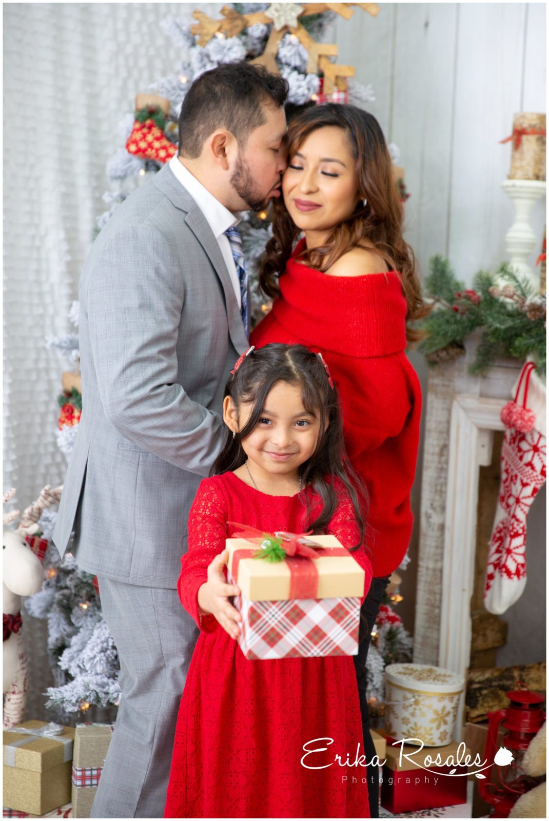 Erika Rosales New York Photo Studio | Family Portrait Studio in Bronx NY