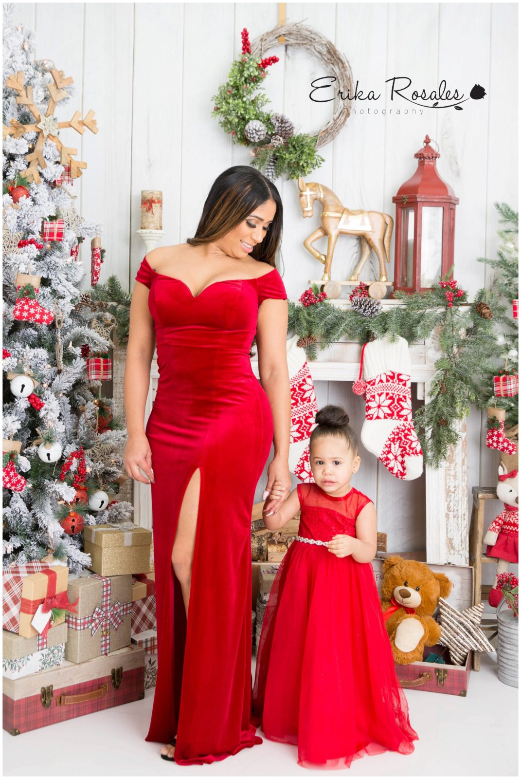 Erika Rosales Houston | Newborn-Smash Cake Maternity Photographer
