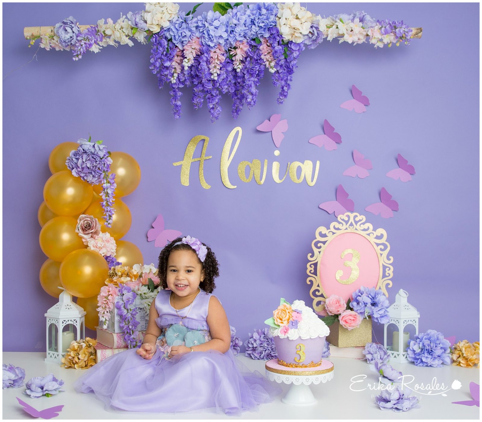 Erika Rosales Houston | Newborn-Smash Cake Maternity Photographer