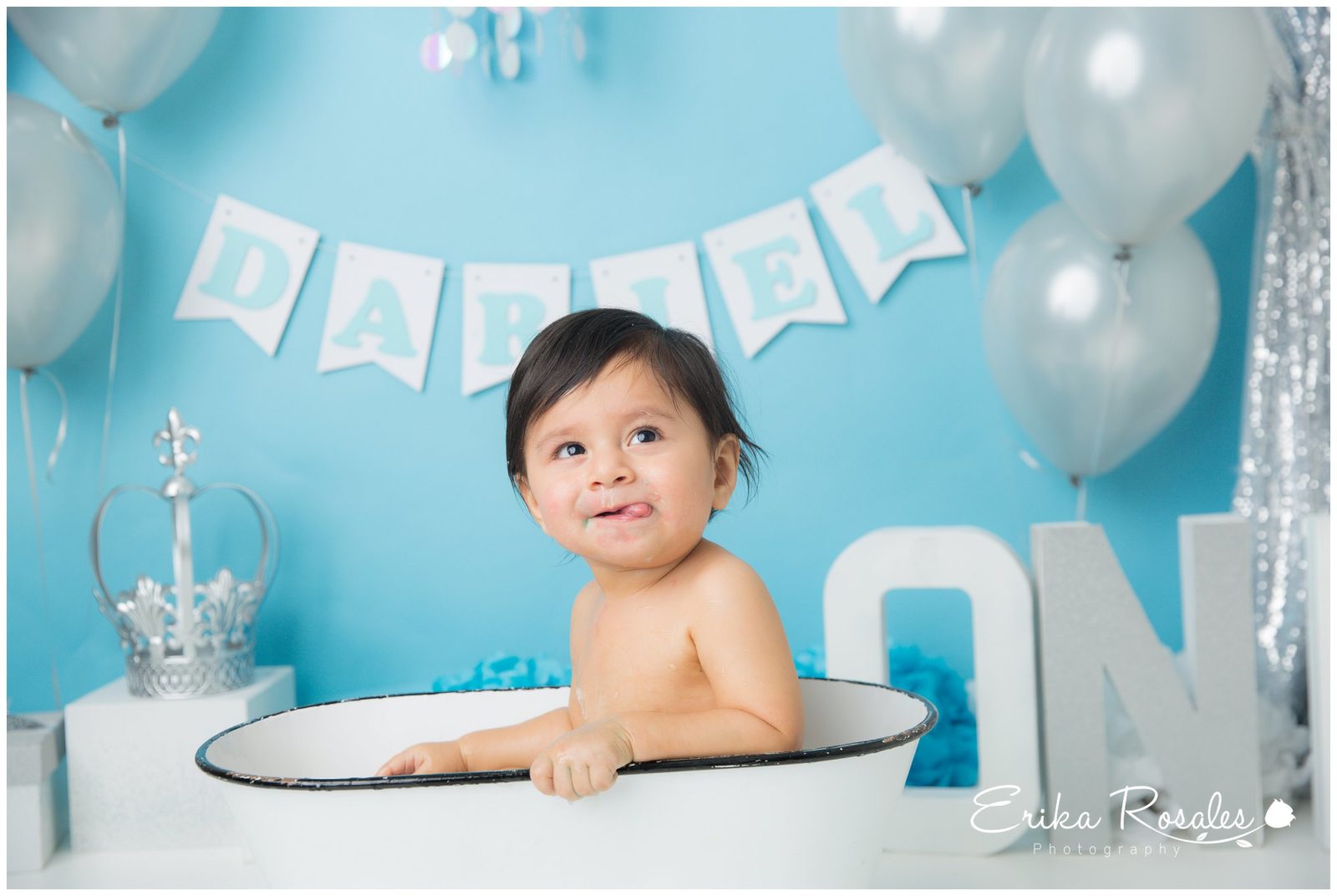 Erika Rosales Houston | Newborn-Smash Cake Maternity Photographer