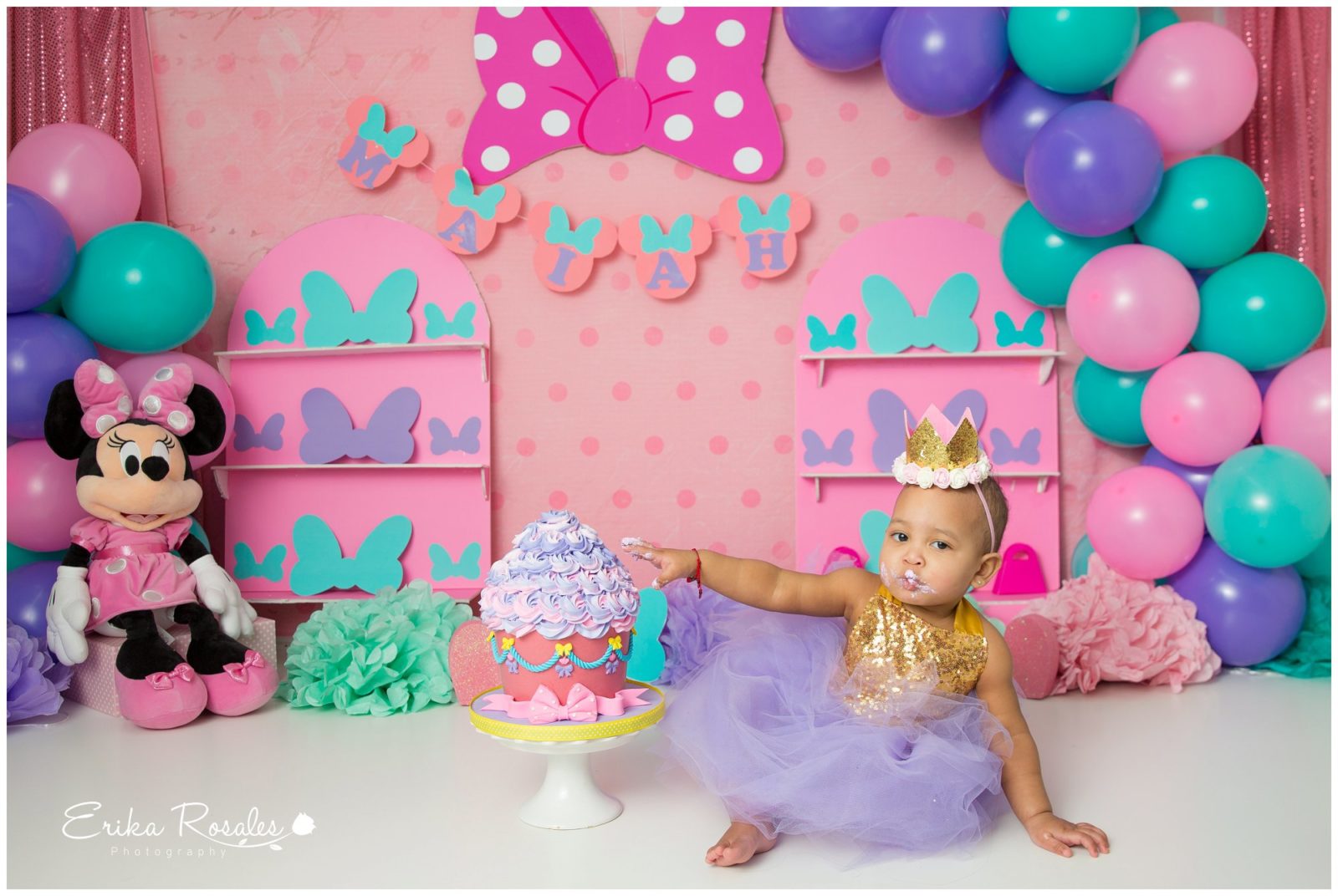 Erika Rosales Houston | Newborn-Smash Cake Maternity Photographer