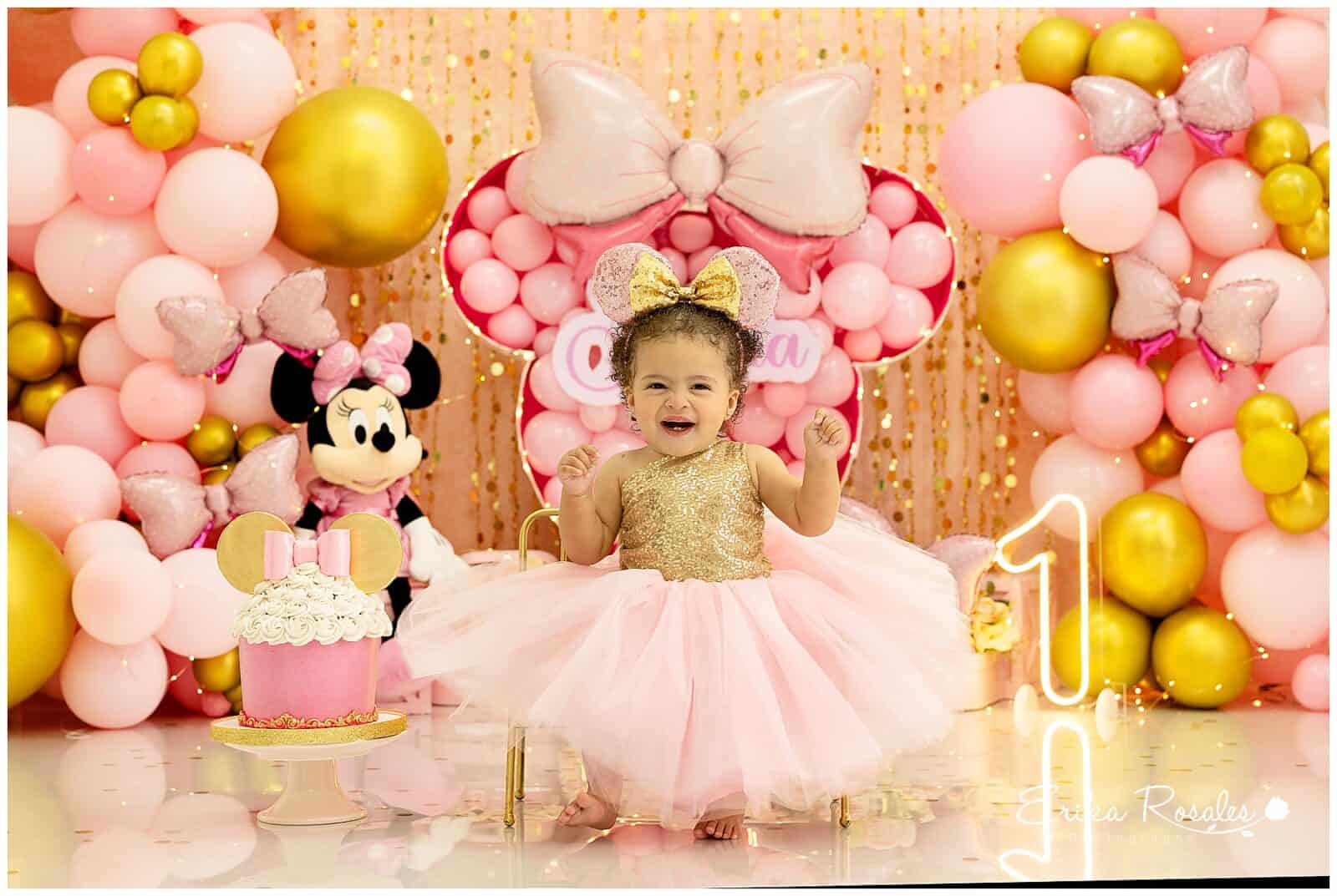 Erika Rosales Houston | Newborn-Smash Cake Maternity Photographer