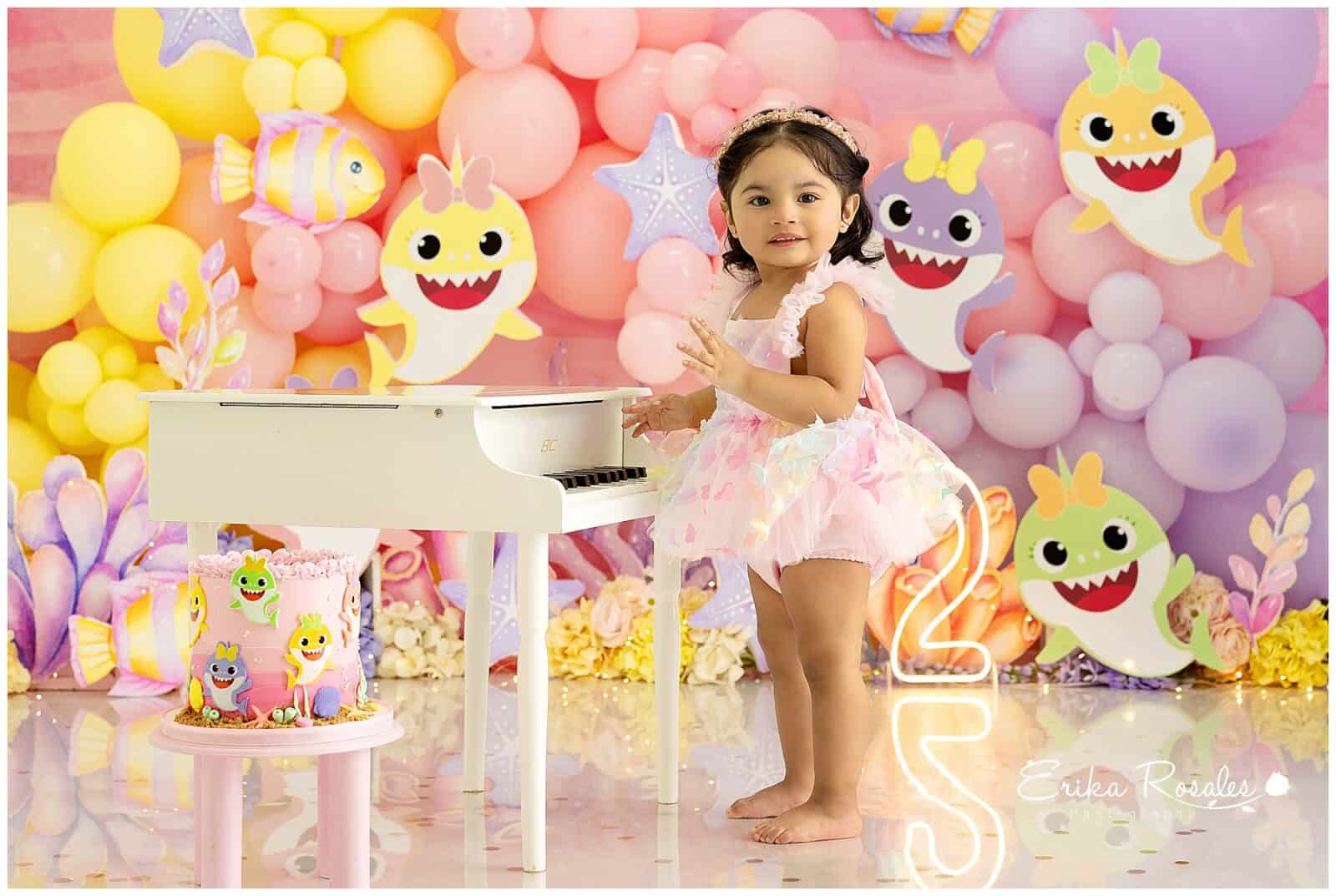 Erika Rosales Houston | Newborn-Smash Cake Maternity Photographer